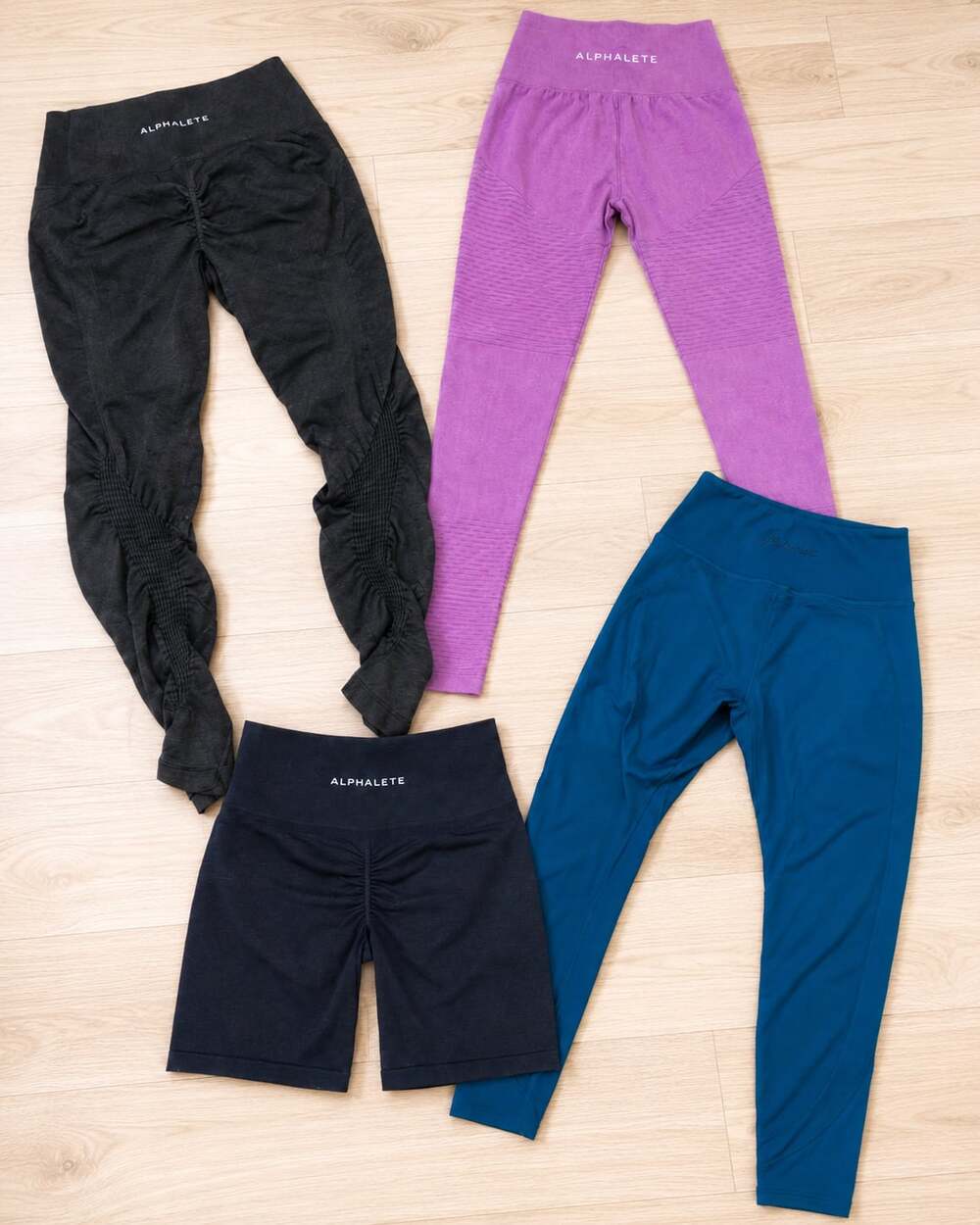 Alphalete Women's Leggings and Shorts Bundle (Lot of four) small